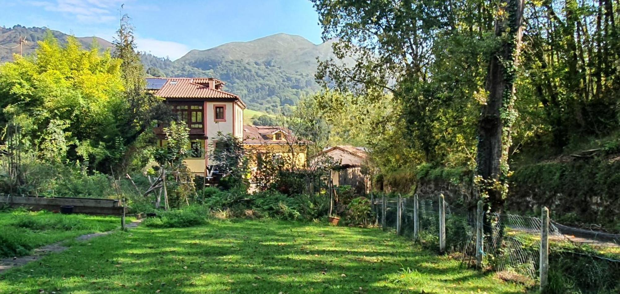 La Casona De La Vega Junto A Onís Екстериор снимка